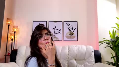 Violeta online show from June 24, 8:39 pm