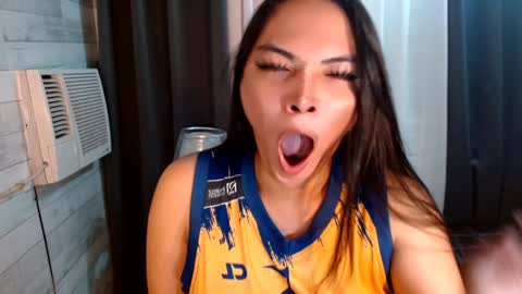 Snapshot of violetasha chatting on December 26, 2:16 pm violet online show from December 26, 2:16 pm