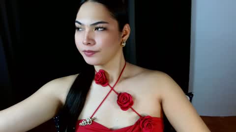 Snapshot of violetasha chatting on February 2, 2:17 am violet online show from February 2, 2:17 am