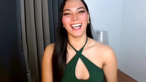 Snapshot of violetasha chatting on February 9, 2:07 pm violet online show from February 9, 2:07 pm