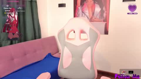 VITTORIA  online show from November 20, 8:15 am