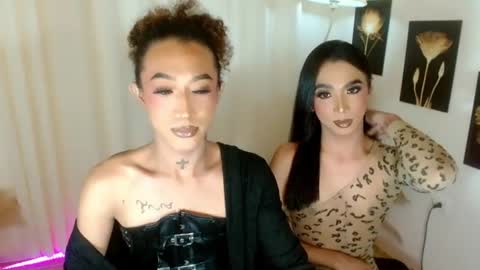 viviennekensington online show from July 13, 8:54 pm