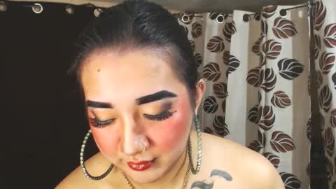 Snapshot of xasianempressx chatting on January 18, 8:37 pm Nira NOT INTO CHEAP GUYS online show from January 18, 8:37 pm