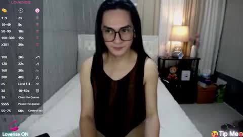 xasiantrnaslover online show from January 13, 1:24 am