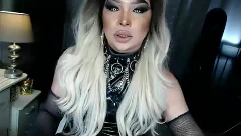 Zhavia online show from October 1, 8:42 pm