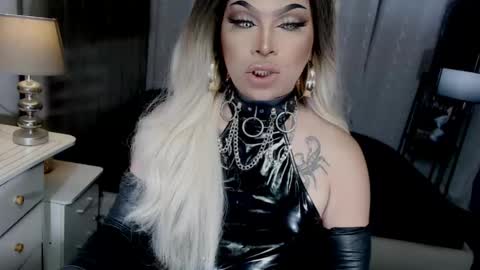 Zhavia online show from January 5, 5:27 pm