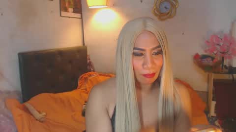 Snapshot of xhardcock2playx chatting on January 30, 12:06 pm GODDESS KRISTEL online show from January 30, 12:06 pm
