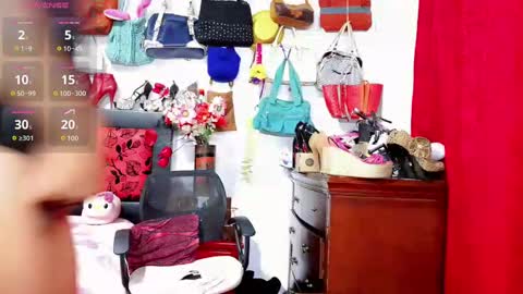 Snapshot of xiaraa26 chatting on October 7, 12:11 am xiaraa26 online show from October 7, 12:11 am