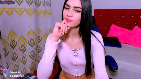 Ximena Butterfly online show from September 18, 11:43 pm