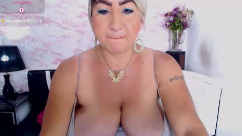 XIOMY   give LIKE on my page online show from February 9, 3:12 pm