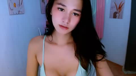 xmissalison online show from July 20, 5:11 am