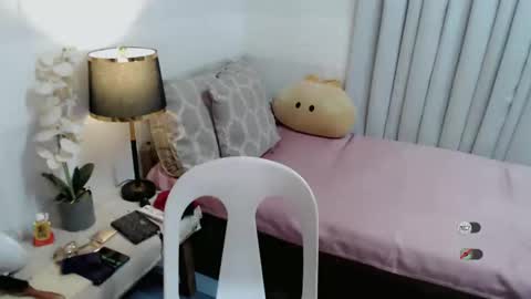 Snapshot of xsabbylicious69 chatting on February 17, 12:48 pm xsabbylicious69 online show from February 17, 12:48 pm