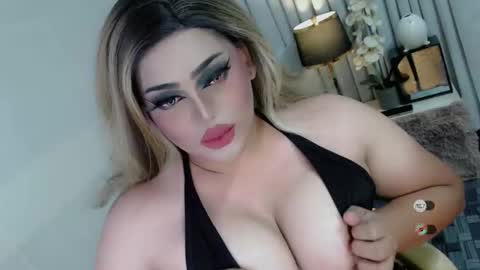 Snapshot of xsabbylicious69 chatting on September 18, 7:13 am xsabbylicious69 online show from September 18, 7:13 am