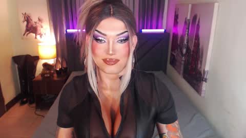 Cattaleya online show from February 26, 1:52 pm