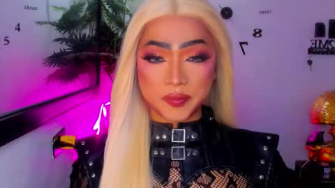 xxasian_goddessxx online show from March 23, 5:23 am
