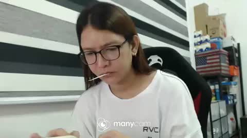 Snapshot of xxmonsterbigcockxx chatting on January 18, 9:54 pm Kaycee online show from January 18, 9:54 pm