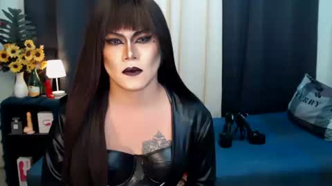 Snapshot of xyournightmarequeenx chatting on October 11, 2:41 pm QueenMarina online show from October 11, 2:41 pm