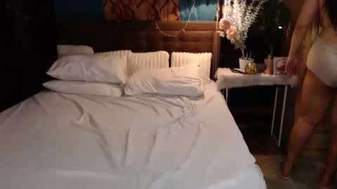 Angela online show from November 24, 7:10 am