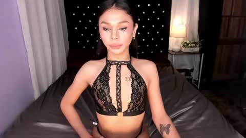 y0unggoddess69xxx online show from June 20, 6:44 pm