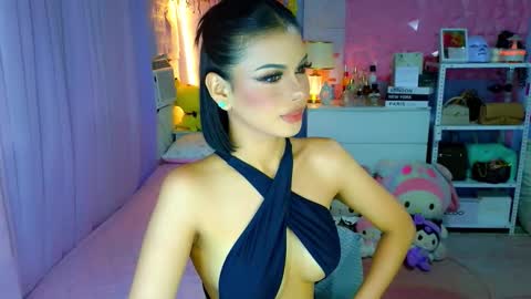 YANG AUDREY LONE online show from February 27, 12:16 am