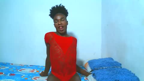 Snapshot of yarithza_ts2003 chatting on January 18, 6:37 pm YARITHZA online show from January 18, 6:37 pm