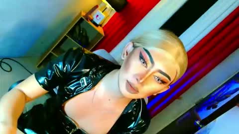 miss yasii online show from December 2, 7:06 pm