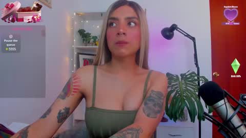 yeriawaddell  online show from January 21, 4:12 pm