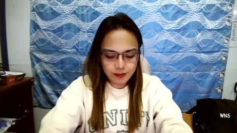 Snapshot of your_dreamgirlxxx69 chatting on March 6, 3:09 am your_dreamgirlxxx69 online show from March 6, 3:09 am