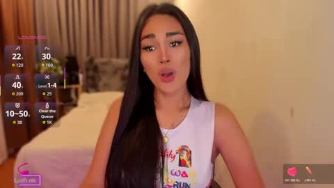 Miss Larah online show from April 2, 1:03 am