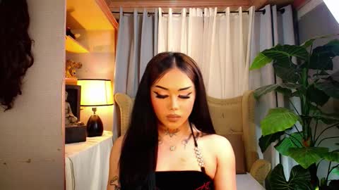 kim online show from November 3, 7:24 pm