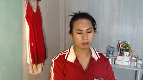 Mauie  online show from March 7, 2:06 am