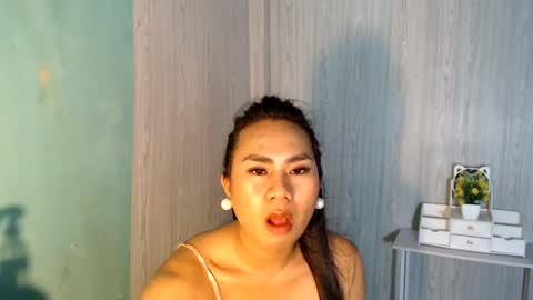 Mauie  online show from July 16, 3:01 am
