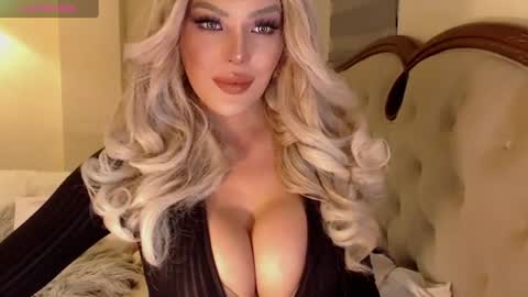 yourhotuniversexo online show from June 23, 1:57 am