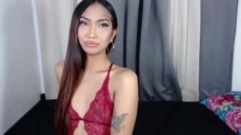 Snapshot of yourlovebella88 chatting on October 15, 6:41 pm yourlovebella88 online show from October 15, 6:41 pm