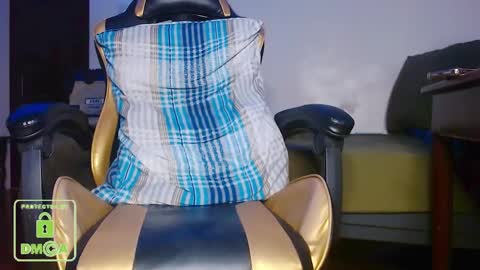 yukikawaiii online show from February 19, 12:00 pm