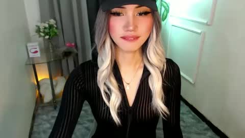 zelainalovetocum online show from February 15, 1:00 am