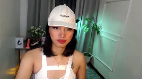 zelainalovetocum online show from March 4, 2:32 pm