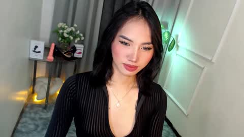 zelainalovetocum online show from March 11, 3:02 pm