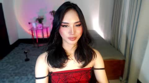 zelainalovetocum online show from October 6, 5:29 am