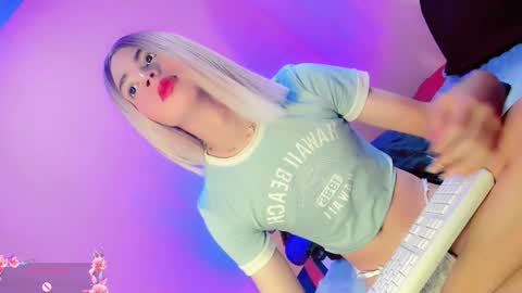 ZOE online show from February 22, 5:26 pm