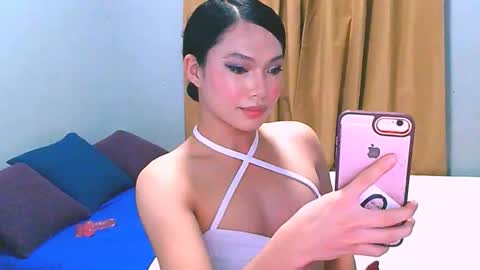 zoey online show from October 10, 8:37 am