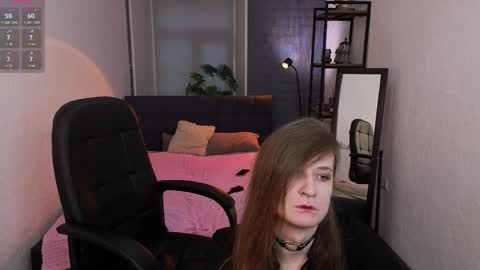 Zoria and Luna online show from April 8, 6:47 am