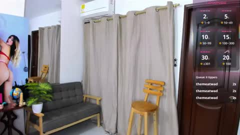 zou_quira online show from February 19, 3:47 am