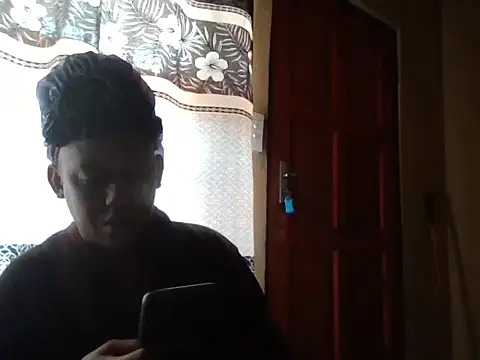 Snapshot of ShooingBunch chatting on October 13, 8:26 am ShooingBunch online show from October 13, 8:26 am