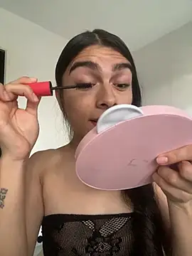 Snapshot of valendoll chatting on March 8, 10:02 pm valendoll online show from March 8, 10:02 pm