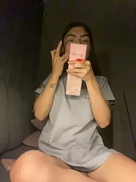 Snapshot of valendoll chatting on September 14, 5:34 am valendoll online show from September 14, 5:34 am