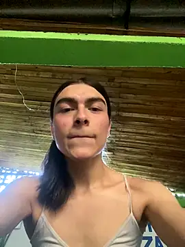 Snapshot of valendoll chatting on September 24, 8:48 pm valendoll online show from September 24, 8:48 pm