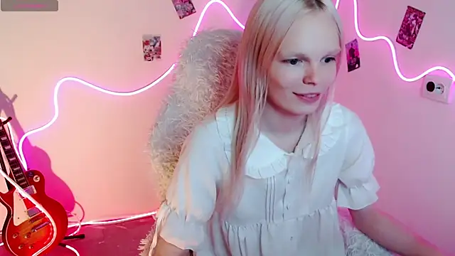 Emily Nyaffee online show from September 10, 5:23 pm