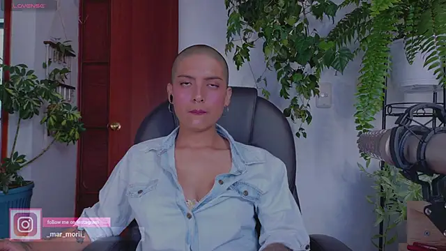 Yeriawaddell  online show from March 1, 10:26 pm