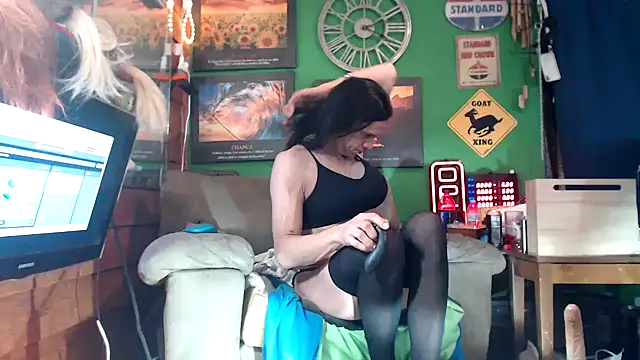 Brooke-lynn online show from February 17, 9:13 am